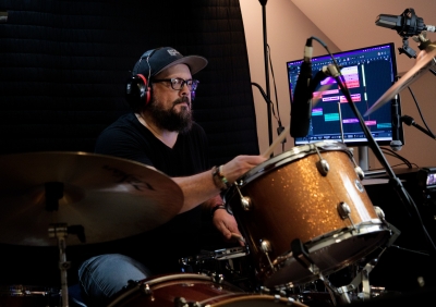 be your studio recording drummer for country rock folk